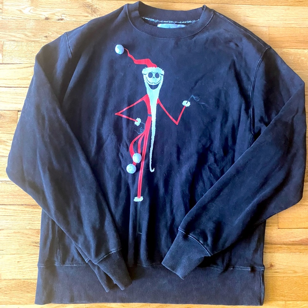 Disney Santa Jack Skellington Sweatshirt in Large